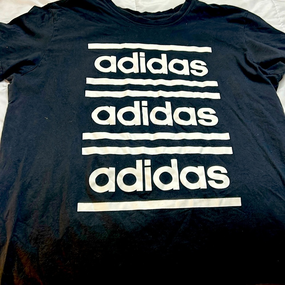 Men’s XL adidas tshirt